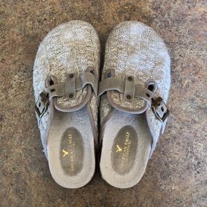 American Eagle clogs NEVER WORN